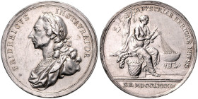 BRANDENBURG-PREUSSEN, Friedrich II. der Große, 1740-1786, Silbermed. 1783 unsign. (A.Abramson). Preismedaille für Leistungen im Seidenbau. Geharnischt...