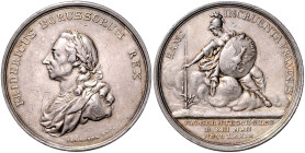 BRANDENBURG-PREUSSEN, Friedrich II. der Große, 1740-1786, Silbermed. 1779, von A.Abramson, auf den Frieden von Teschen. Geharnischtes Brustbild l. mit...