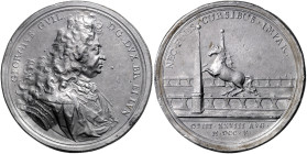 BRAUNSCHWEIG UND LÜNEBURG, LINIE LÜNEBURG-CELLE, Georg Wilhelm, 1665-1705, Zinnmed. 1705 von E. Hannibal, a.s. Tod. Brustbild in Harnisch r. Rs.Galopp...