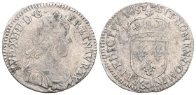 Capetian coins / Capetian coins Louis XIV, 1/12 shield with a youthful bust, 1st effigy, 1657 Montpellier A/LVD. XIIII. D. G. (different) - .FR. ET. N...