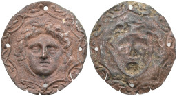 Roman Bronze Figuren of Medusa 100 B.C.-100 A.D.Very fine.

Weight:4 gr
Diameter:43 mm