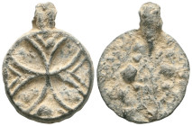 ANCIENT BYZANTINE EMPIRE LEAD CROSS NECKLACE ( 8th - 10 th century ) .Pb.

Weight:6,5 gr
Diameter:27,8 mm