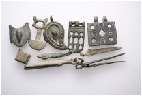 GROUP OF ANCIENT ROMAN BRONZE OBJECTS.