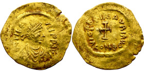 Maurice Tiberius (582-602) tremessis, Obv: dN TibE R PP AV, pearl diademed, draped, cuirassed bust right Rev: VICTORI MAVR AVG, cross potent; mintmark...