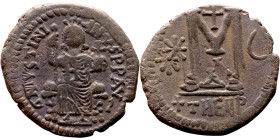 Justinian I (527-565) Follis. Antioch . Obverse: Justinian on throne. Reverse: Large Large M and Cross. THEUP

 32mm 16.66g