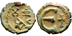 Justin II (565-578) Pentanummium. Obverse: Monogram Reverse: Large E

 14mm 1.61g