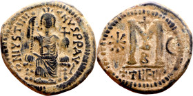 Justinian I (527-565) Follis. Antioch . Obverse: Justinian on throne. Reverse: Large Large M and Cross. THEUP

 31mm 19.26g