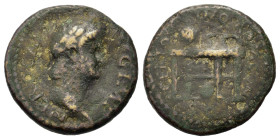 Nero (54-68). Æ Quadrans (17,4mm, 3.2g). Laureate head r. R/ Table, decorated with two sphinxes, on top of which urn and wreath; at base shield. RIC 2...