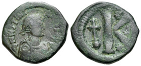 Justinian I (527-565). Æ Half Follis (25,5mm, 8.35g). Constantinople mint, 3rd officina. Struck AD 527-538. Diademed, draped, and cuirassed bust r. R/...