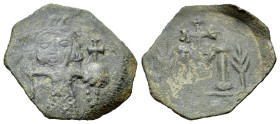 Leo III (717-741). Æ 40 Nummi (20mm, 1.36g, 6h). Syracuse, 717-720. Leo standing facing, wearing helmet and loros, and holding spear in r. hand and gl...