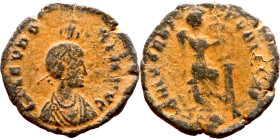 Aelia Eudoxia. (401-403 AD). Follis. Obv: AEL EVDOXIA AVG. Pearl-diademed, draped bust right with necklace. Rev: SALVS REI-PVBLICAE, Victory seated ri...