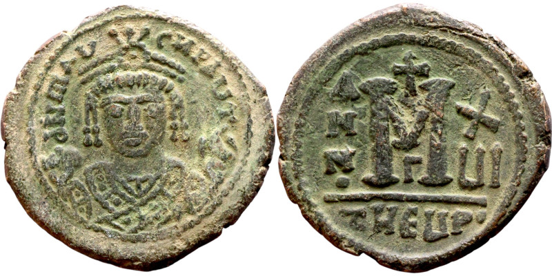 Maurice Tiberius (582-602) Follis. Antioch. Obverse: Crowned bust facing, wearin...