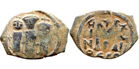 Heraclius, Martina and Heraclius Constantine (610-641) Follis Obverse: From left, Martina, Heraclius, heraclius Constantine Reverse: Large M, ANNO,
