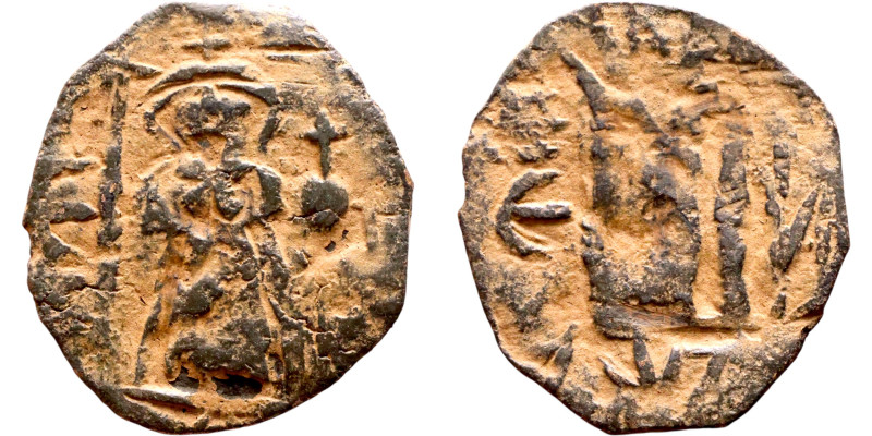Constans II (641-668) Follis. Obverse: Imperial figure holding cross and globus ...