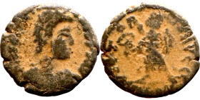 Valentinian II ? (375-392) Follis. Obv: DN VALENTINIANVS PF AVG, pearl diademed, draped, cuirassed bust right Rev: SALVS REIPVBLICAE, Victory walking ...