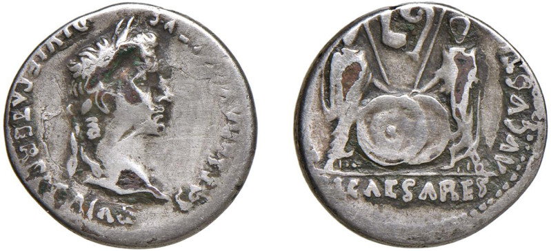 AUGUSTO (27 a.C.-14 d.C.) DENARIO gr. 3,03 - D/Testa laureata a d. CAESAR AVGVST...
