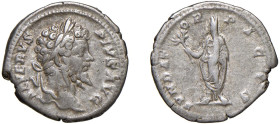 SETTIMIO SEVERO (193-211) DENARIO - D/Testa laureata a d. SEVERVS PIVS AVG R/L'Imperatore in piedi a s. velato con in mano un ramo e un rotolo. FVNDAT...