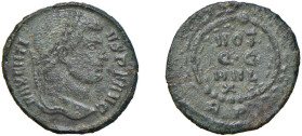 MASSENZIO Augusto (306-312) FOLLIS 310-11 - Zecca Roma - D/Busto laureato a d. MAXENTIVS PF AVG R/In quattro righe la scritta VOT/Q.Q/MVL/X Entro coro...