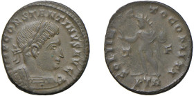 CONSTANTINO I (307-337) FOLLIS - Zecca Treviri - D/Busto drappeggiato con corona d'alloro IMP CONSTANTINVS P F AVG R/Costantino come imperatore con gl...