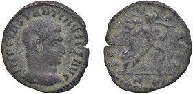 COSTANTINO I (306-337) MEZZO FOLLIS 313 - Zecca Roma - D/Busto spoglio a d. IMP CONSTANTINVS PF AVG R/Marte andante a d. rivolto a s. mentre tiene un ...