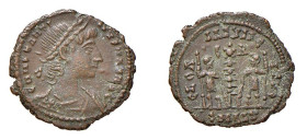 CONSTANTINO II (337-340) CENTENIONALE - Zecca Alessandria - D/Busto drappeggiato, corazzato e diademato a d. CONSTANTINVS IVN NOB C R/Due militi con i...