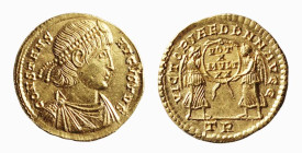 COSTANTE I (337-350) SOLIDO gr.4,46 - Zecca Treviri - D/Busto diademato a d. CONSTANS AVGVSTVS R/ Due Vittorie stanti sorreggono una corona con all'in...