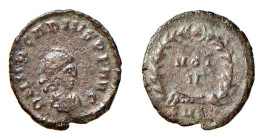 COSTANTE I (337-350) CENTENIONALE - Zecca Tessalonica - D/Busto diademato e corazzato a d. CONSTANS P F AVG R/L'Imperatore in piedi con labarum e vitt...