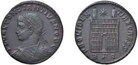 COSTANZO II (337-340) FOLLIS 329-30 - Zecca Roma - D/Busto laureato a s. ,drappeggiato e corrazzato FL VAL CONSTANTIVS NOB C R/Porta di campo con due ...
