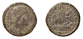 MAGNENZIO (350-351) MAIORINA gr.4,2 - Zecca Treviri - D/Busto corazzato a d. con testa nuda IMP CAE MAGN ENTIVS AVG R/L'Imperatore in piedi tiene glob...