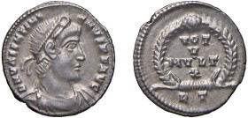 VALENTINIANO I (364-375) SILIQUA 364-7 - Zecca Roma - D/Busto a d. drappeggiato e corrazzato con diadema di perle DN VALENTINI-ANVS PF AVG R/Scritta i...