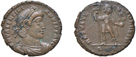 VALENTINIANO I (364-375) AE3 364-7 - Zecca Roma - D/Busto a d. drappeggiato e corrazzato con diadema di perle DN VALENTINIANVS PF AVG R/Valentiniano s...