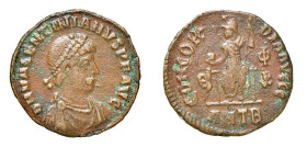 VALENTINIANO II (375-392) CENTENIONALE - Zecca Antiochia - D/Busto diademato, drappeggiato e corazzato a d. D N VALENTINIANVS P F AVG R/Costantinopoli...