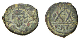 ERACLIO (610-641) MEZZO FOLLIS gr.7,34 - Zecca Cartagine - D/Busto frontale con lunga barba R/Nel campo il valore X°X sormontato da una croce e affian...