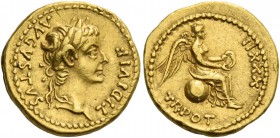 Tiberius augustus, 14 – 37. Quinarius, Lugdunum 30-31, AV 3.83 g. TI DIVI F – AVGVSTVS Laureate head r. Rev. TR POT – XXXII Victory seated r. on globe...