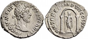 Commodus augustus, 177 – 192. Denarius 186, AR 2.73 g. M COMM ANT P – FEL AVG BRIT Laureate head r. Rev. P M TR P XI IMP VII COS V P P Statue of Janus...