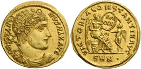 Constantine II caesar, 317 – 337. Solidus, Nicomedia 335, AV 4.47 g. CONSTANTI NVS NAX AVG Diademed, draped, and cuirassed bust r. Rev. VICTORIA CONST...