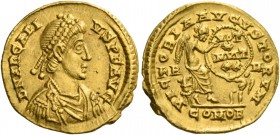 Arcadius, 383 – 408. Semissis 404, AV 2.24 g. D N ARCADI – VS P F AVG Peal-diademed, draped, cuirassed bust r. Rev. VICTORIA AVGVSTORVM Victory seated...