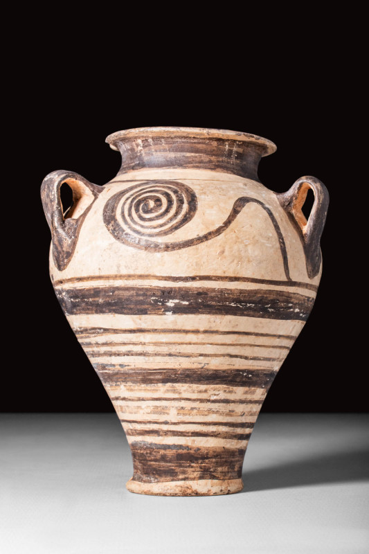 RARE MYCENEAN AMPHORA WITH SPIRALS

Ca. 1400 - 1300 BC. A painted terracotta p...