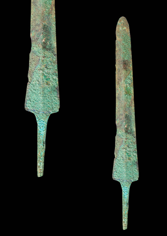 EARLY GREEK / WESTERN ASIATIC/AEGEAN BRONZE SWORD

Ca. 1200 - 800 BC. A cast b...