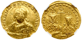 Constantine VII Porphyrogenitus with Romanus II (913-959). Gold Solidus (4.35 g).