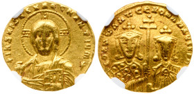 Constantine VII Porphyrogenitus and Romanus II (913-959). Gold Solidus (4.41 g). Constantinople, struck 955-959.