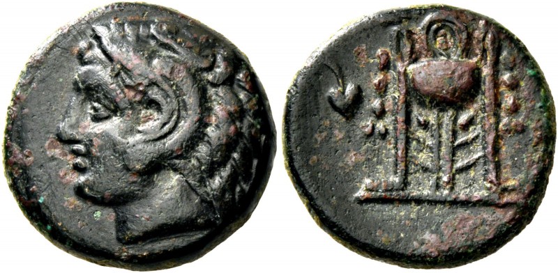 Philippi. Bronze circa 356-345, Æ 5.04 g. Head of Heracles l., wearing lion skin...