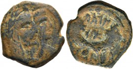 Kingdom of Nabataea, Aretas IV, with Shaqilat. 9 BC – AD 40. Bronze, Petra 20-40, Æ 4.66 g. Jugate, draped busts of Aretas and Shaqilat r. Rev. Crosse...