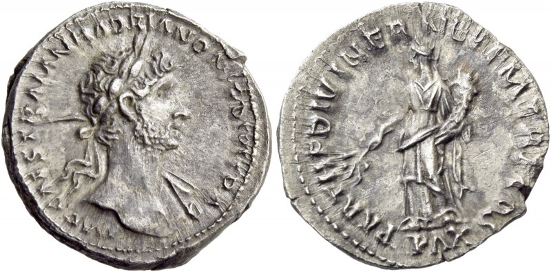 Hadrian augustus, 117 – 138. Denarius 117, AR 2.70 g. Laureate bust r., with dra...