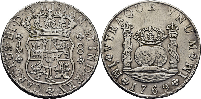 CARLOS III. Lima. 8 reales. 1769. JM. Coronas reales. Sin punto sobre la marca d...