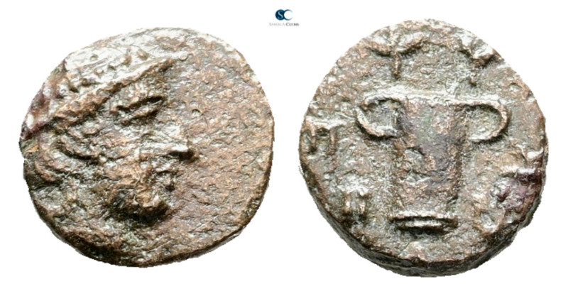 Thrace. Kypsela circa 420-380 BC. 
Bronze Æ

12 mm, 1,51 g



Very Fine