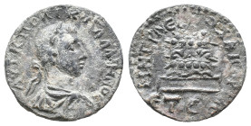 Gallienus (253-268). Pontus, Neocaesarea. Æ (23mm, 9.31g), year 200. Laureate, draped and cuirassed bust r. R/ Prize crown on basis. RPC X online - (u...