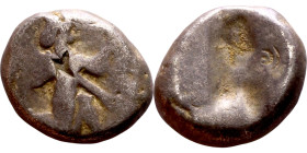 Persia, Achaemenid Kings AR Siglos. Time of Artaxerxes II - Artaxerxes III AR Siglos. Obverse: Persian king or hero Reverse: Patterned incuse punch