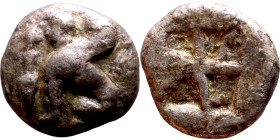 Island of Ionia: Chios. (400-380 BC) Drachm Obv: Sphinx seated left; to left, grape bunch above amphora  Rev: Quadripartite incuse square