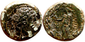 Domitian ? (81-96) bronze coin. Obv: Bust of emperor. Rev: standing figure, holding an eagle